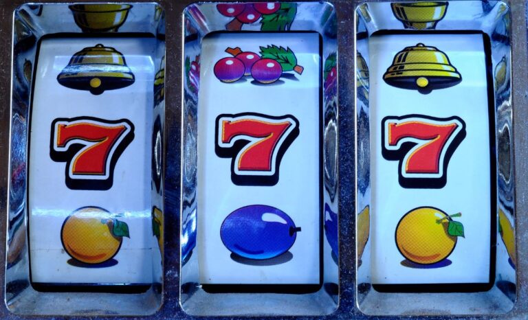 Siapa Penemu Game Slot Pertama Kali? Ini Sejarah Serunya!